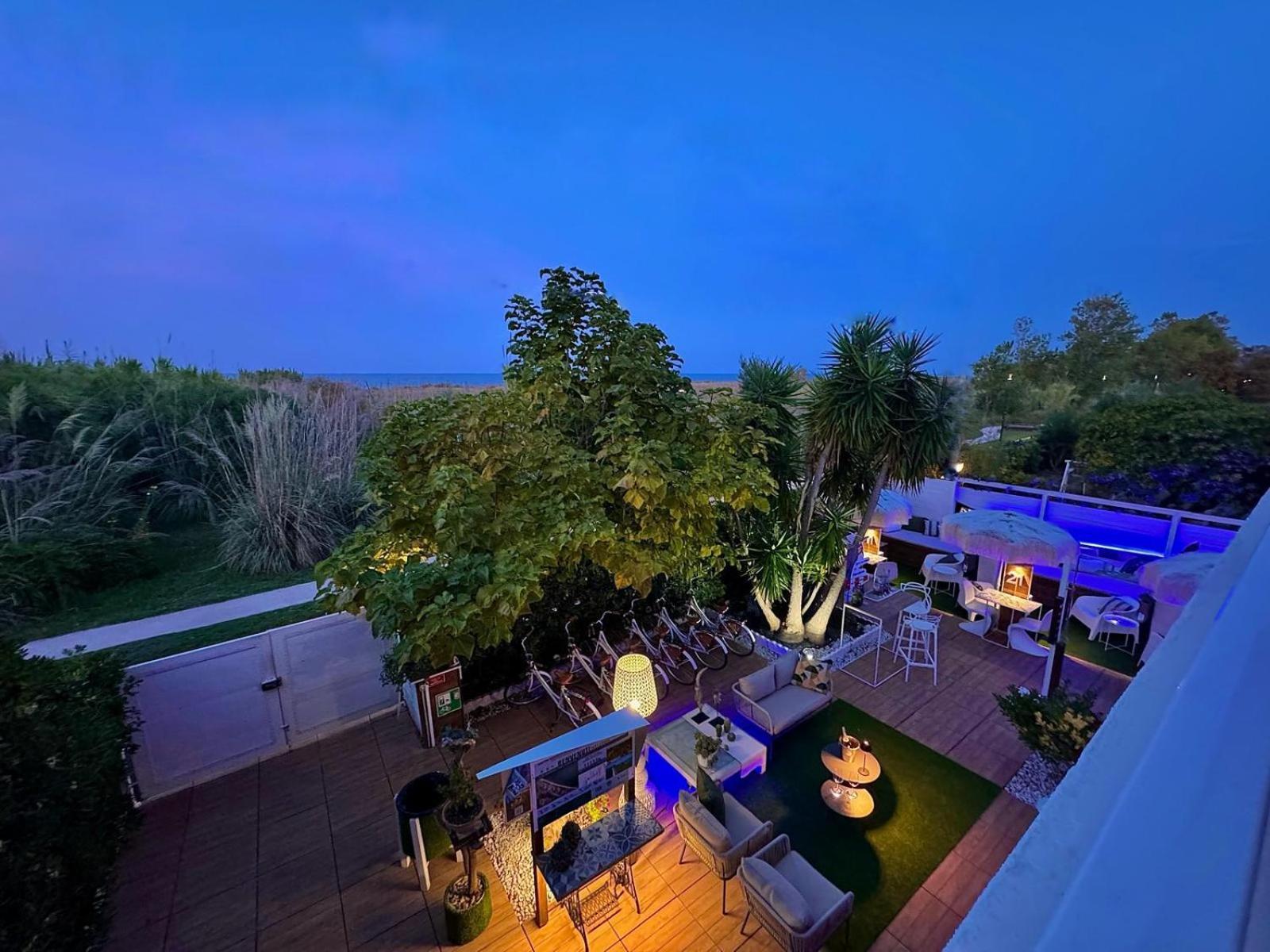 Le Dune di Villa Diana Vasto Bagian luar foto